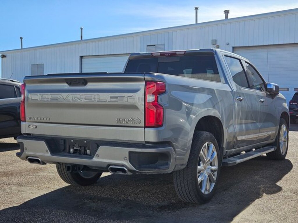 Used 2025 Chevrolet Silverado 1500 High Country Truck Crew Cab