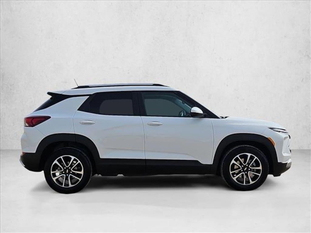 Used 2025 Chevrolet Trailblazer LT SUV