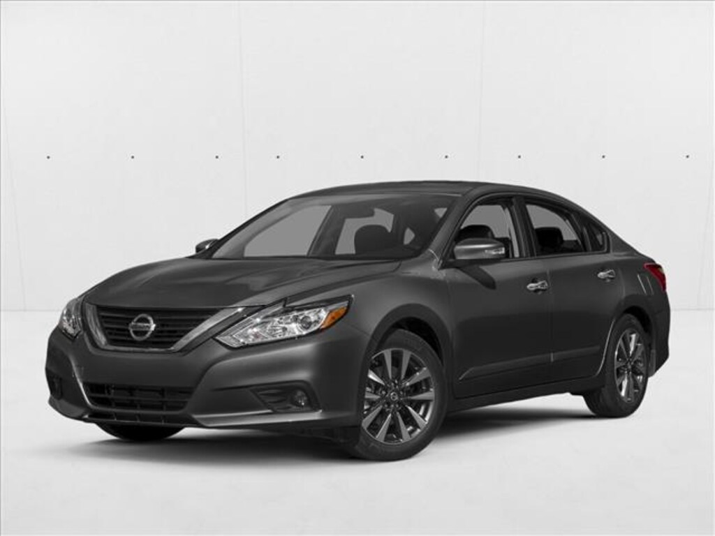Used 2017 Nissan Altima 2.5 SL Sedan