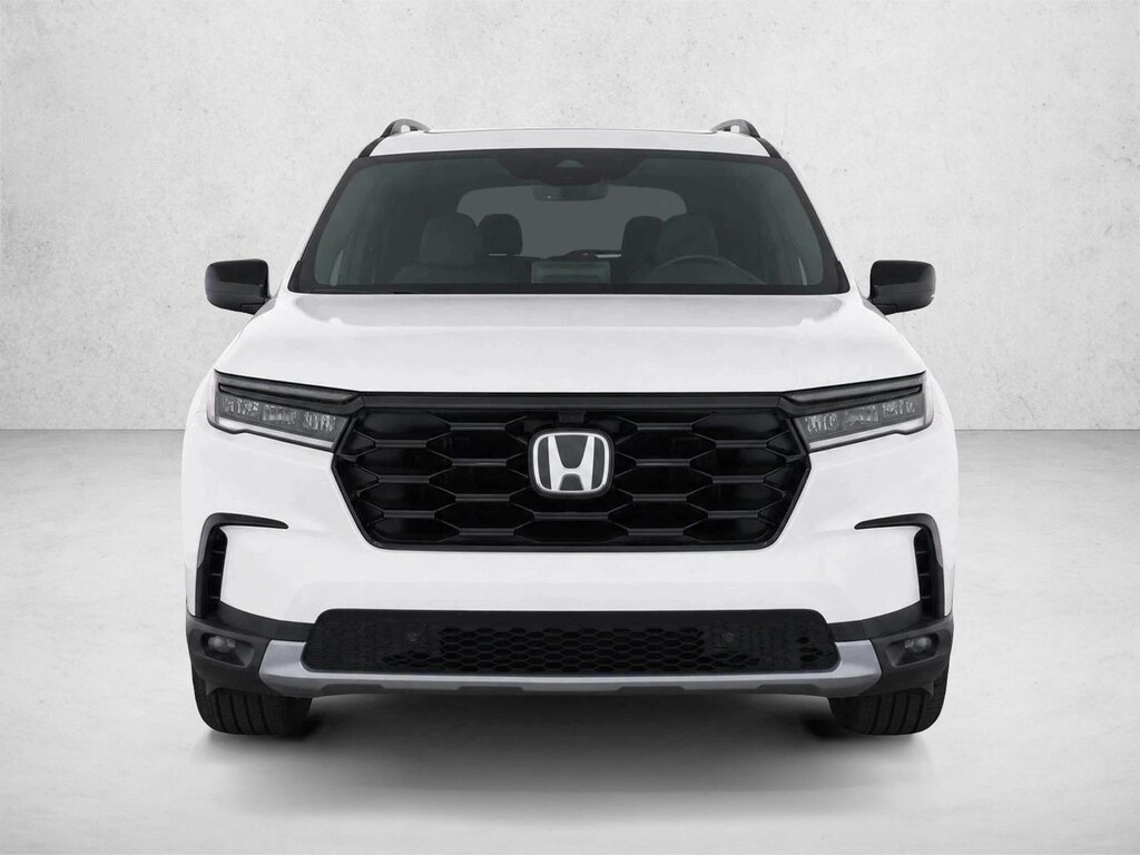 Used 2025 Honda Pilot Sport SUV