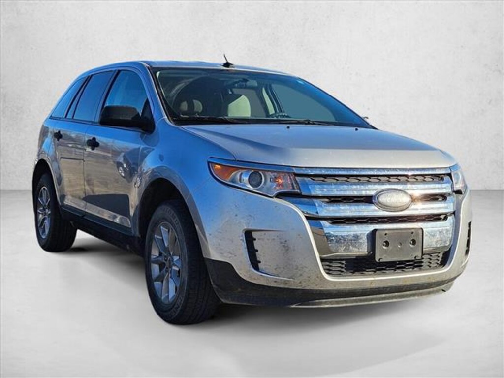 Used 2013 Ford Edge SE SUV