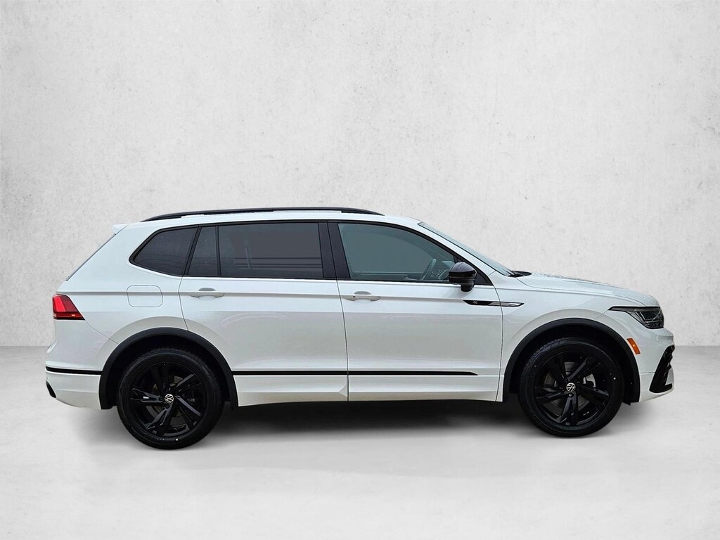 Used 2023 Volkswagen Tiguan 2.0T SE R-Line Black SUV