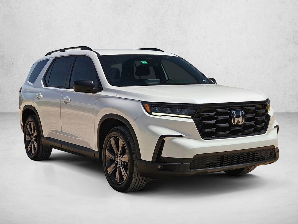 Used 2025 Honda Pilot Sport SUV