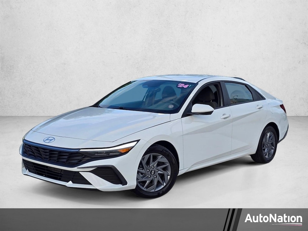 Used 2024 Hyundai Elantra SEL Sedan