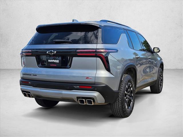 2025 Chevrolet Traverse Z71 photo 3