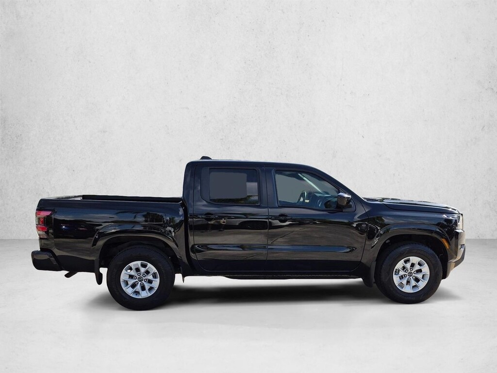 Used 2024 Nissan Frontier SV Truck Crew Cab