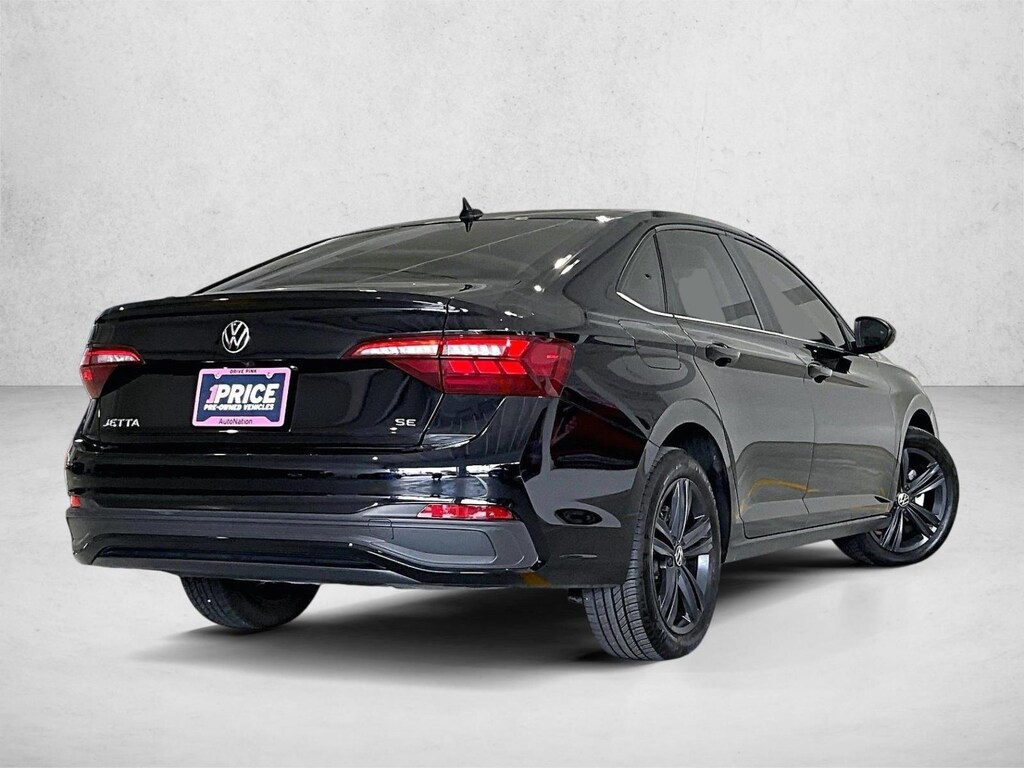 Used 2024 Volkswagen Jetta 1.5T SE Sedan