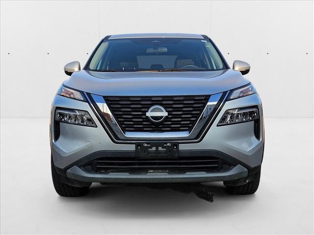 2022 Nissan Rogue SV photo 2