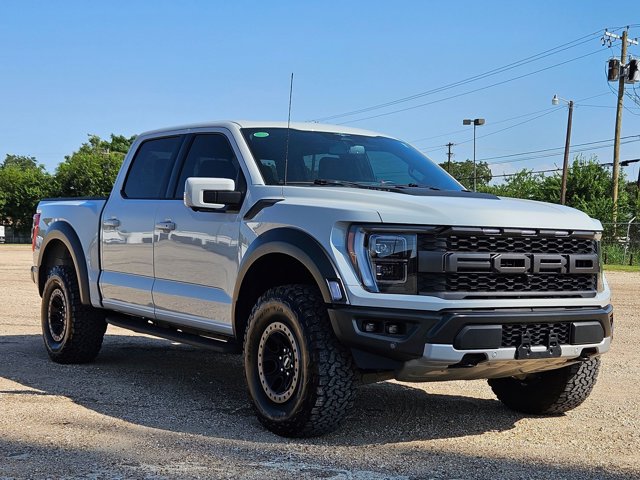 2023 Ford F-150 Raptor photo 3