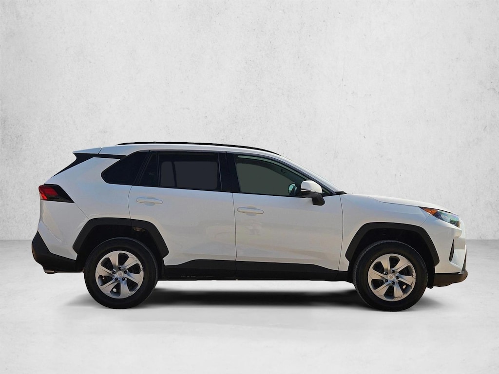 Used 2019 Toyota RAV4 LE SUV