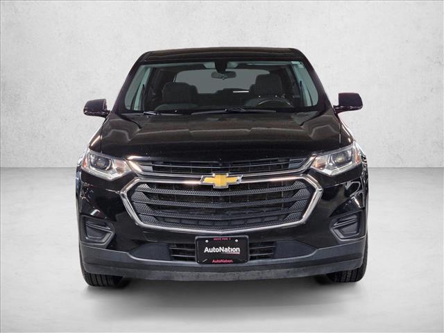 2020 Chevrolet Traverse LS 1LT photo 2