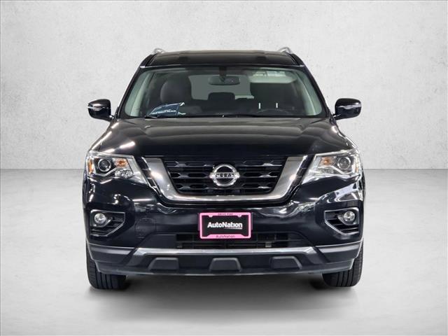 2020 Nissan Pathfinder SV photo 2