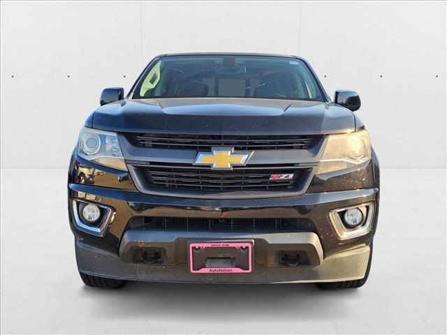 2016 Chevrolet Colorado Z71 photo 2