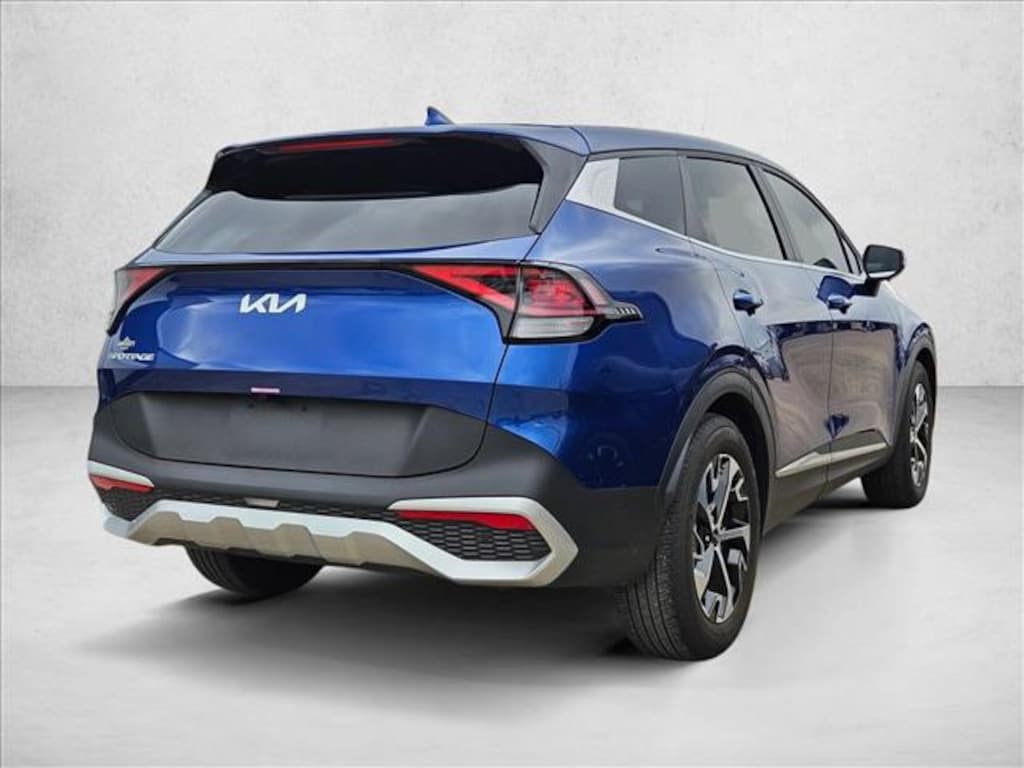 Used 2024 Kia Sportage EX SUV