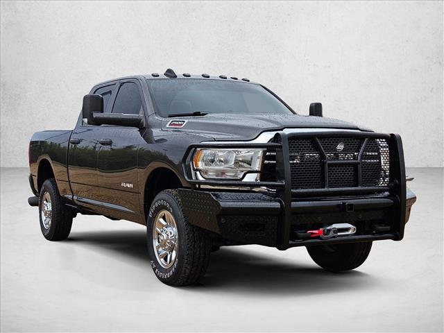 2022 Ram 2500 Tradesman photo 3