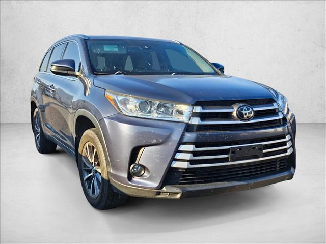 2018 Toyota Highlander SE XLE photo 2
