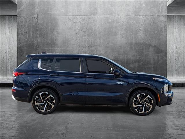 2025 Mitsubishi Outlander PHEV SE photo 4