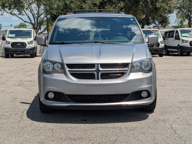 2019 Dodge Grand Caravan GT photo 2