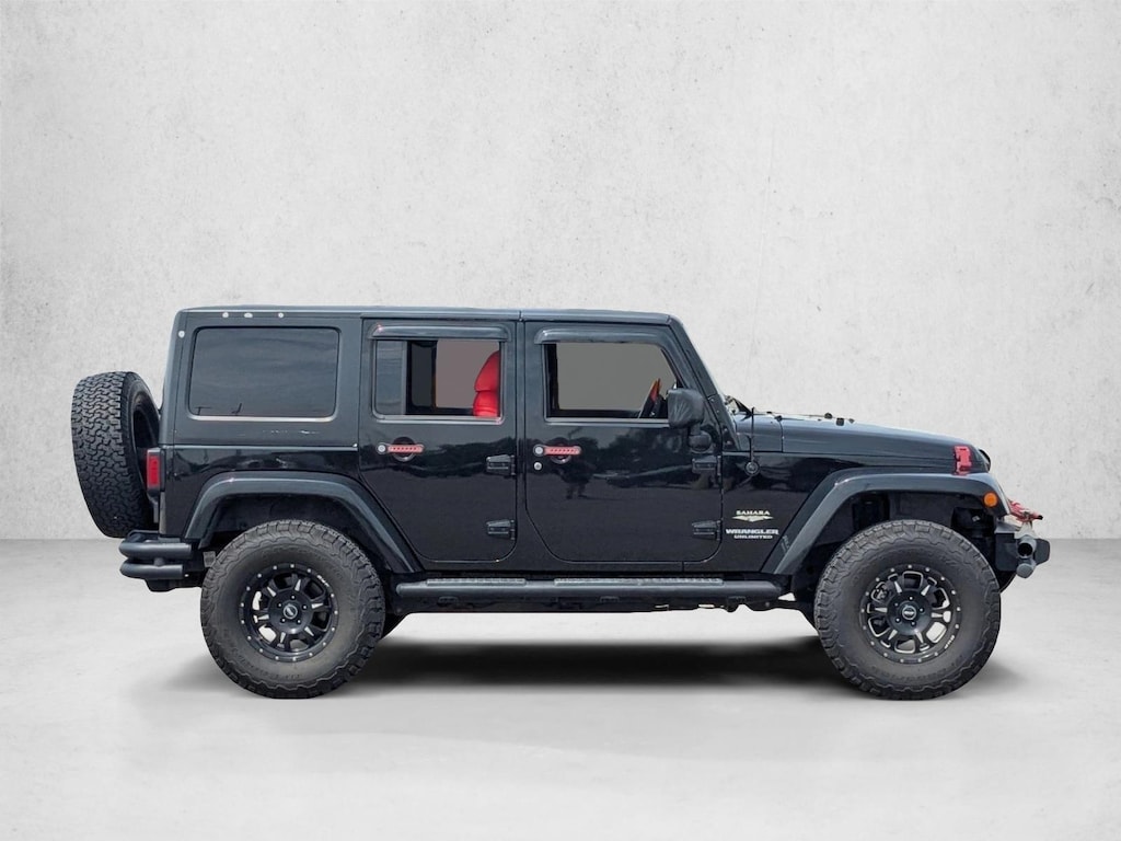 Used 2013 Jeep Wrangler Unlimited Sahara SUV