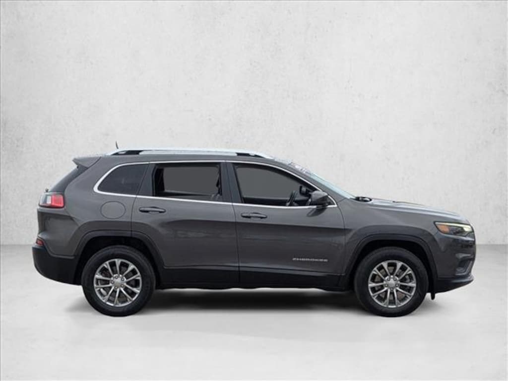 Used 2019 Jeep Cherokee Latitude Plus SUV