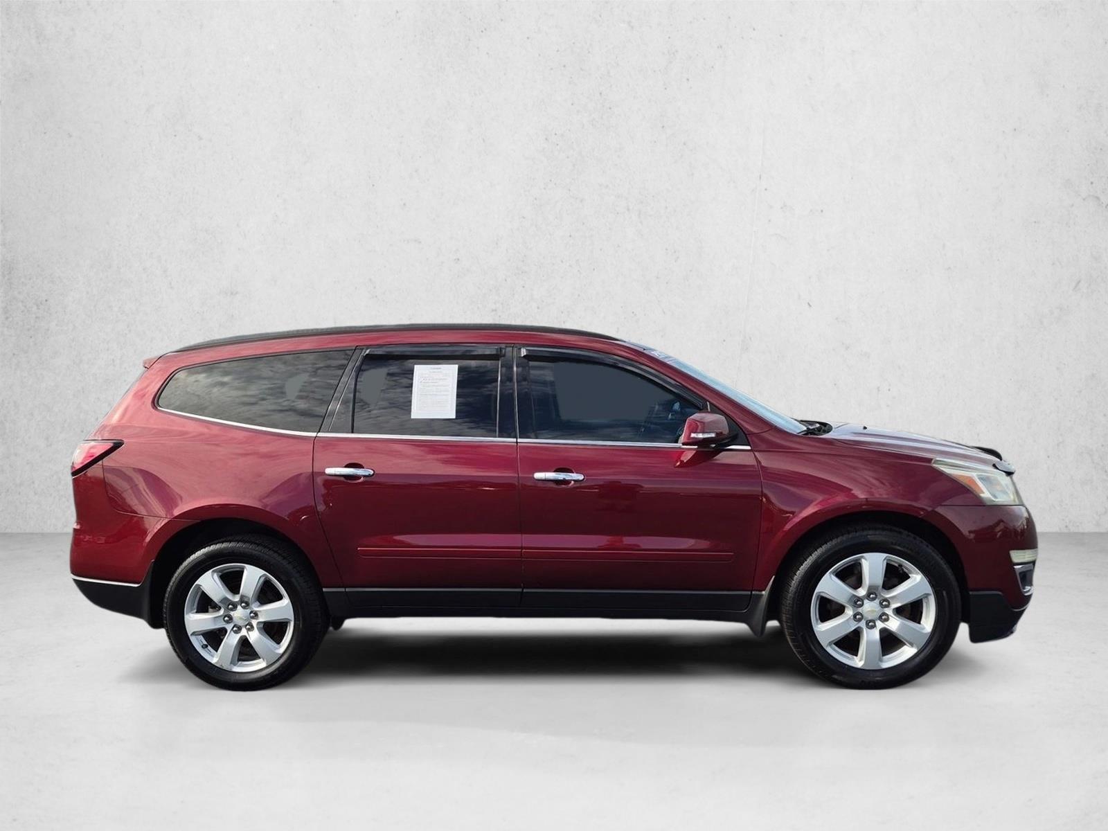 Used 2017 Chevrolet Traverse LT SUV