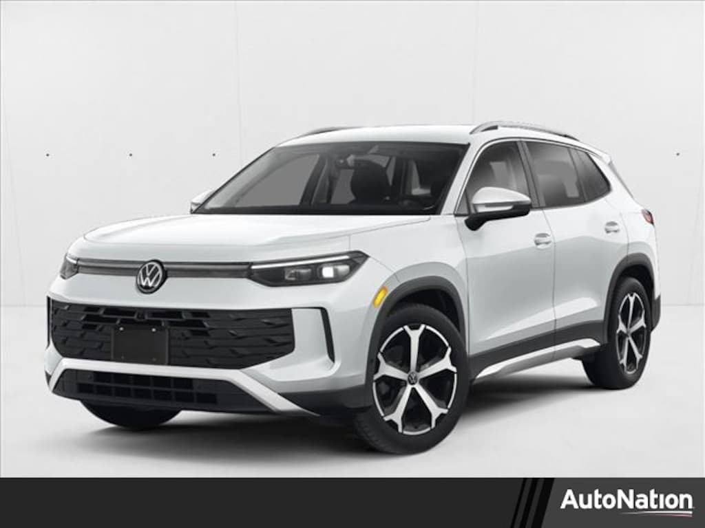 Used 2025 Volkswagen Tiguan SE SUV