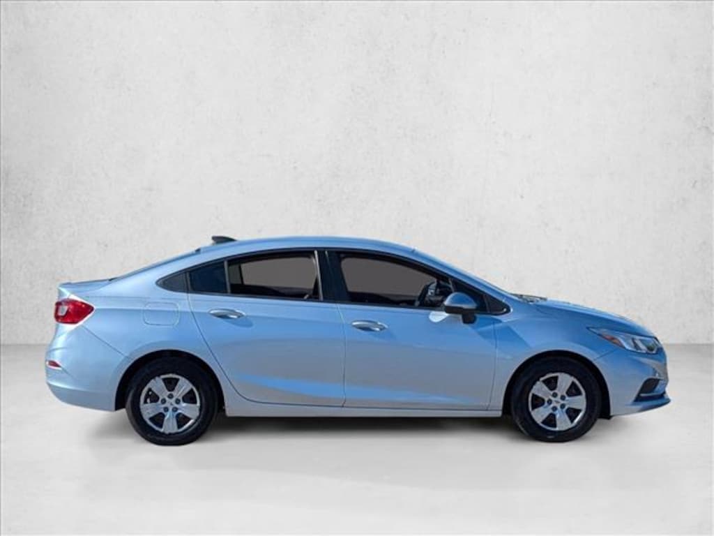 Used 2018 Chevrolet Cruze LS Sedan