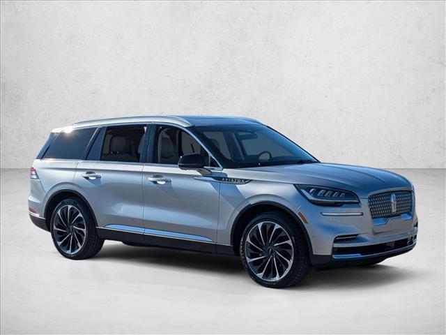 2022 Lincoln Aviator Reserve photo 3