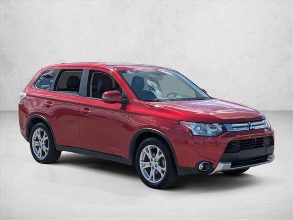 Used 2015 Mitsubishi Outlander SE SUV