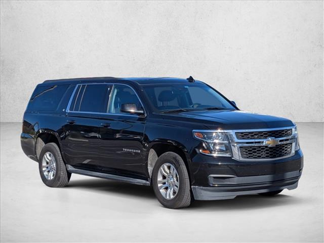 2019 Chevrolet Suburban LT photo 3