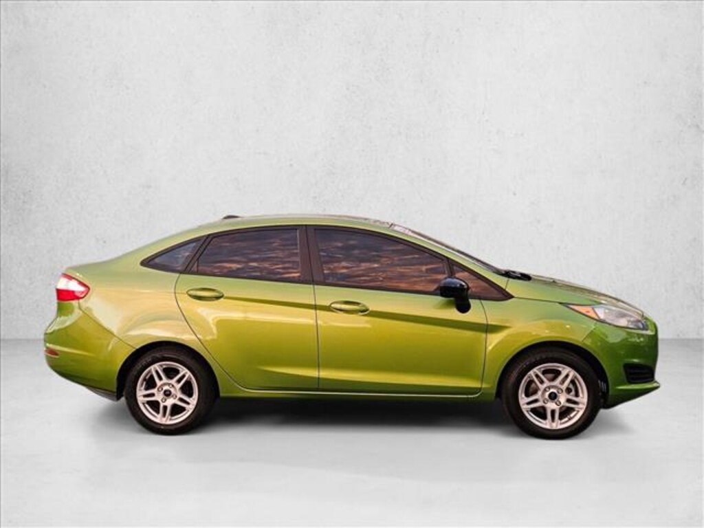 Used 2018 Ford Fiesta SE Sedan
