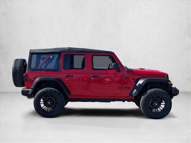 2022 Jeep Wrangler Unlimited Sport photo 2