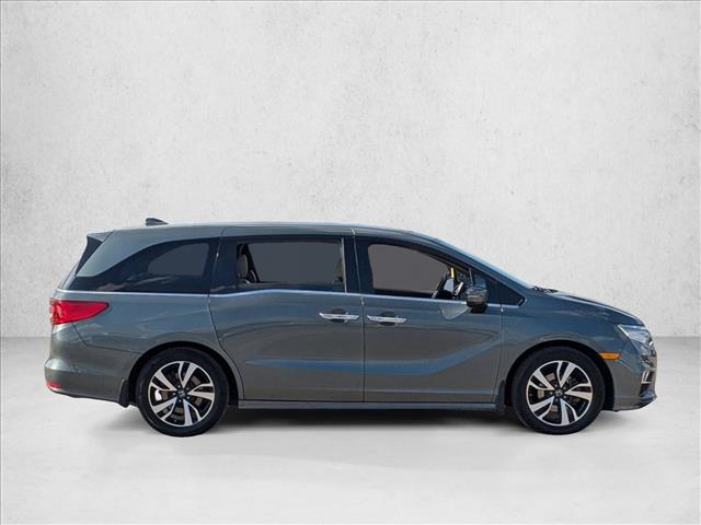 2018 Honda Odyssey Elite photo 3