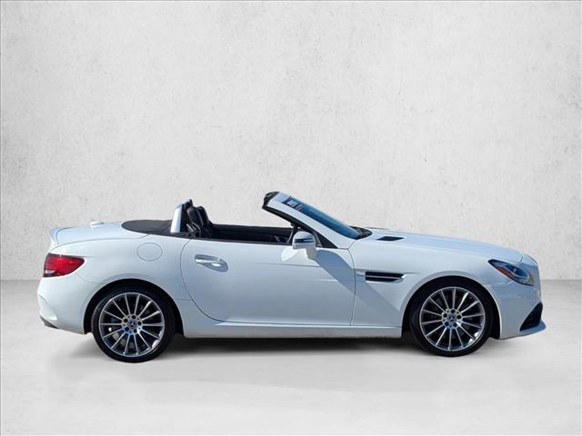 2019 Mercedes Benz SLC 300 photo 4
