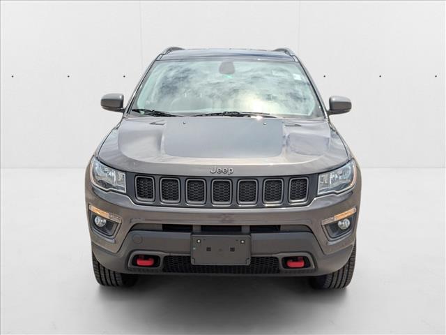 2020 Jeep Compass Trailhawk photo 2