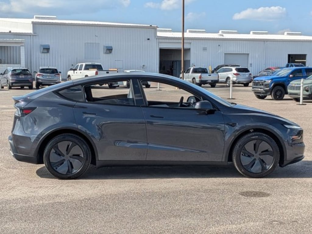 Used 2026 Tesla Model Y Premium SUV