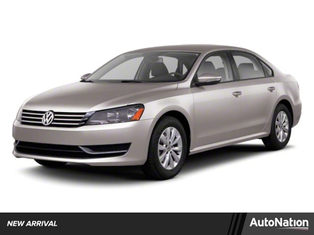 Used 2012 Volkswagen Passat SE Sedan