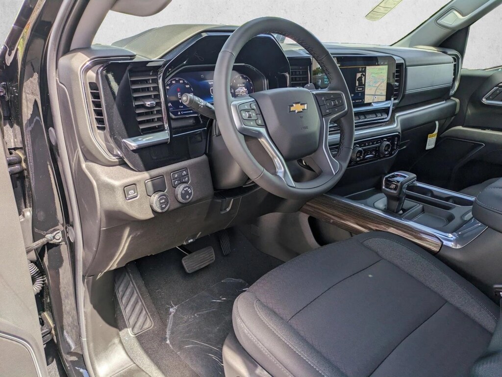 Used 2025 Chevrolet Silverado 1500 LT Truck Crew Cab