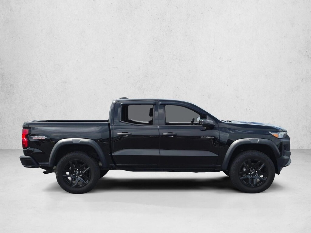Used 2025 Chevrolet Colorado 4WD Trail Boss Truck Crew Cab