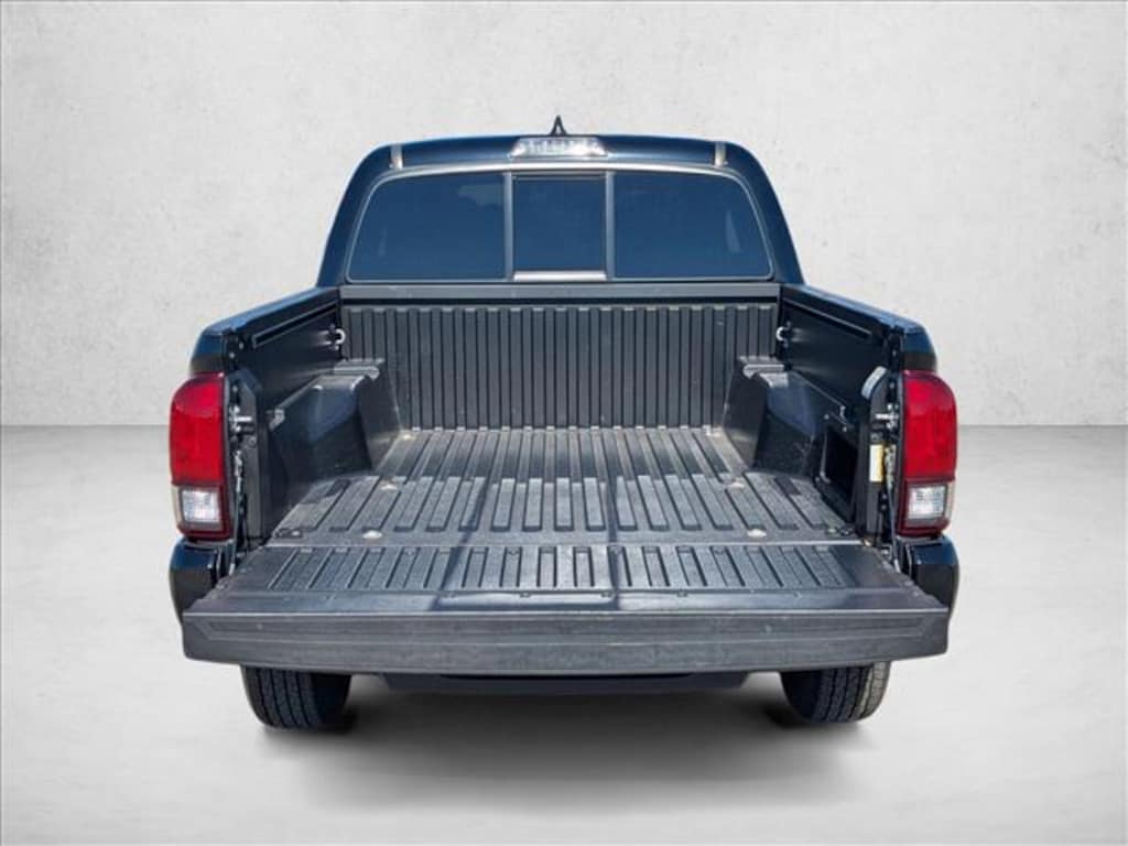 Used 2022 Toyota Tacoma SR Truck Double Cab