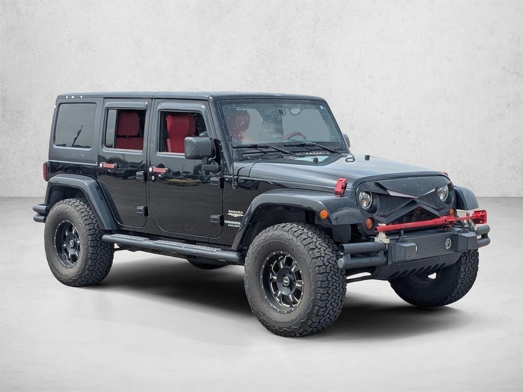 Used 2013 Jeep Wrangler Unlimited Sahara SUV