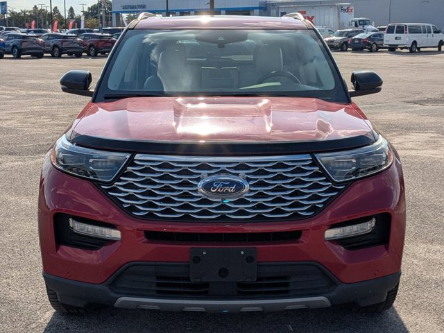 2021 Ford Explorer Platinum photo 2