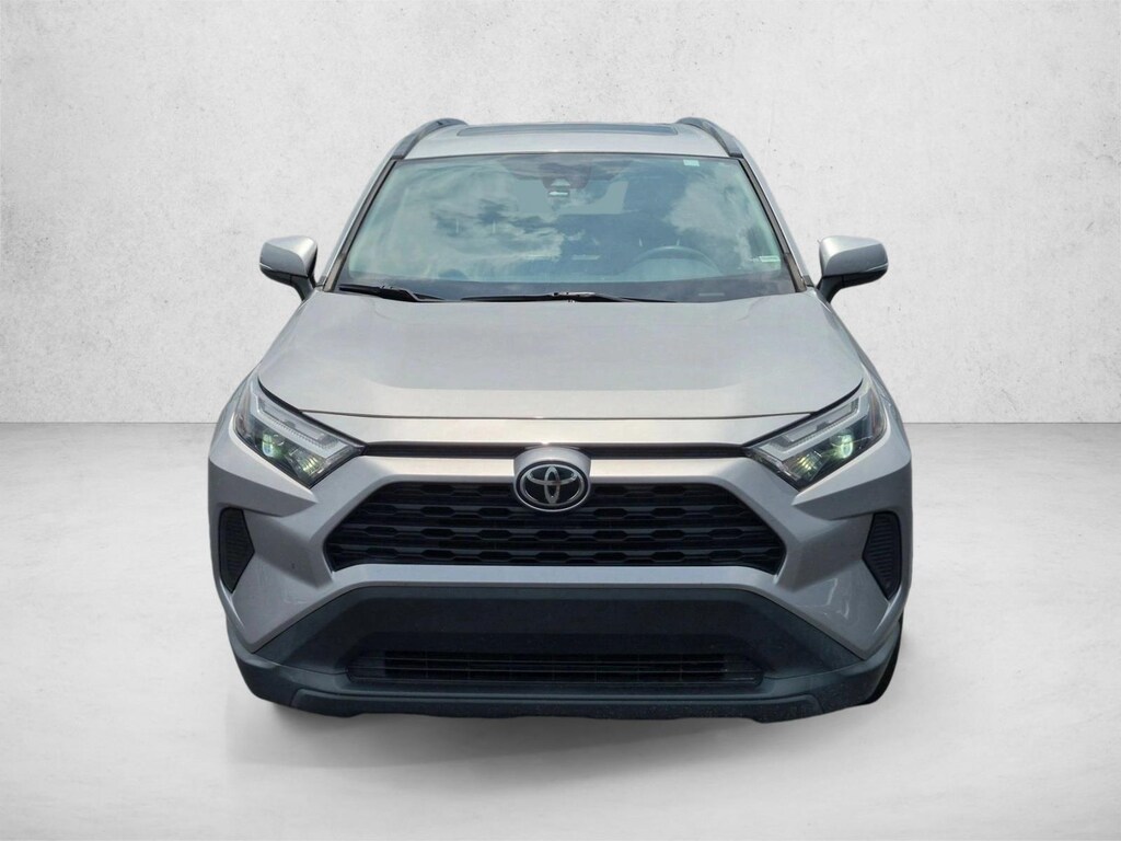 Used 2022 Toyota RAV4 XLE SUV