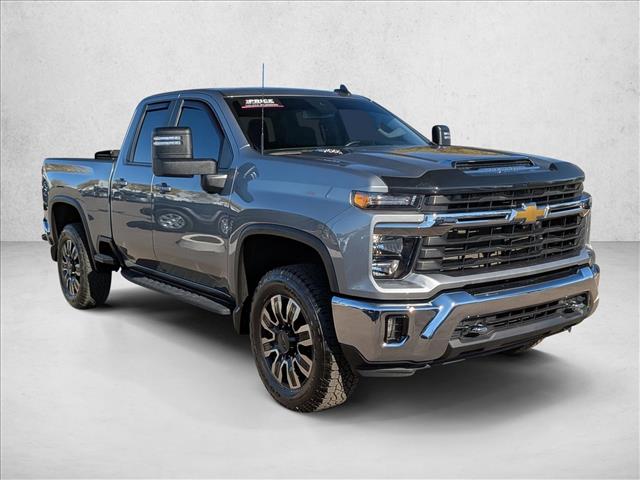 2024 Chevrolet Silverado 2500HD LT photo 3