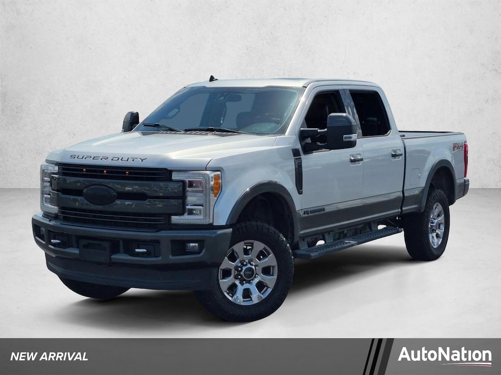 Used 2019 Ford F-250 LARIAT Truck Crew Cab