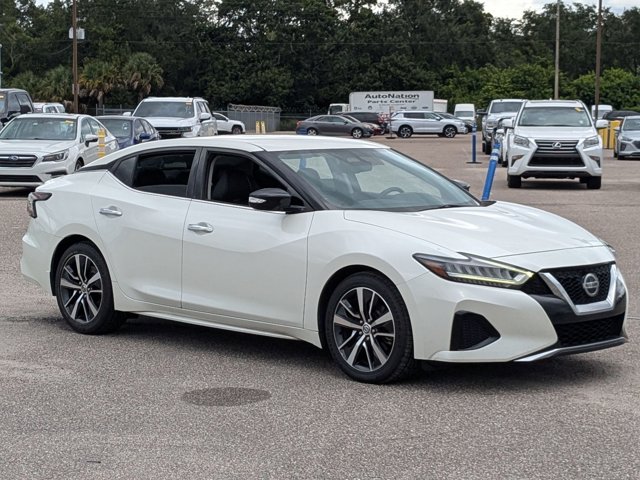 2019 Nissan Maxima SV photo 3