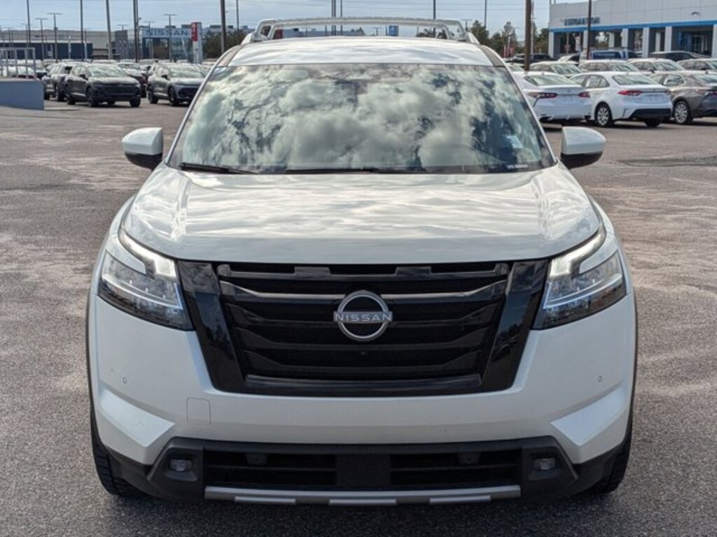 Used 2022 Nissan Pathfinder SL SUV