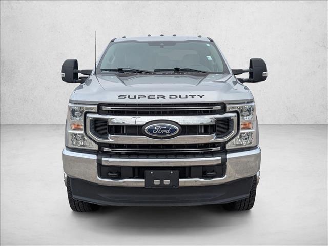 2022 Ford F-350 XL photo 2