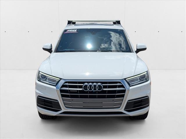 2020 Audi Q5 Premium photo 2