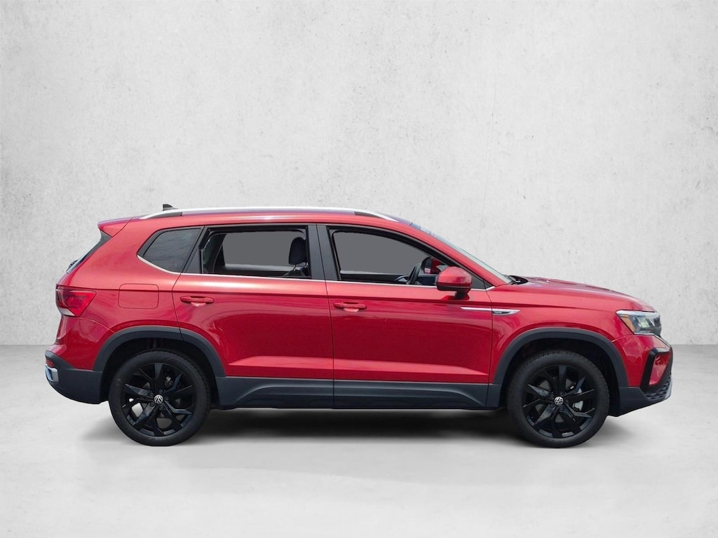 Used 2023 Volkswagen Taos SE SUV